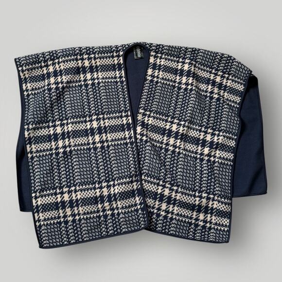 Nicole Miller Original Sweaters - Nicole Miller Original Reversible Wrap Poncho One Size Navy Blue Plaid
